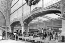 Acheminenement des bagages à la gare d'Orsay, Paris, 1900